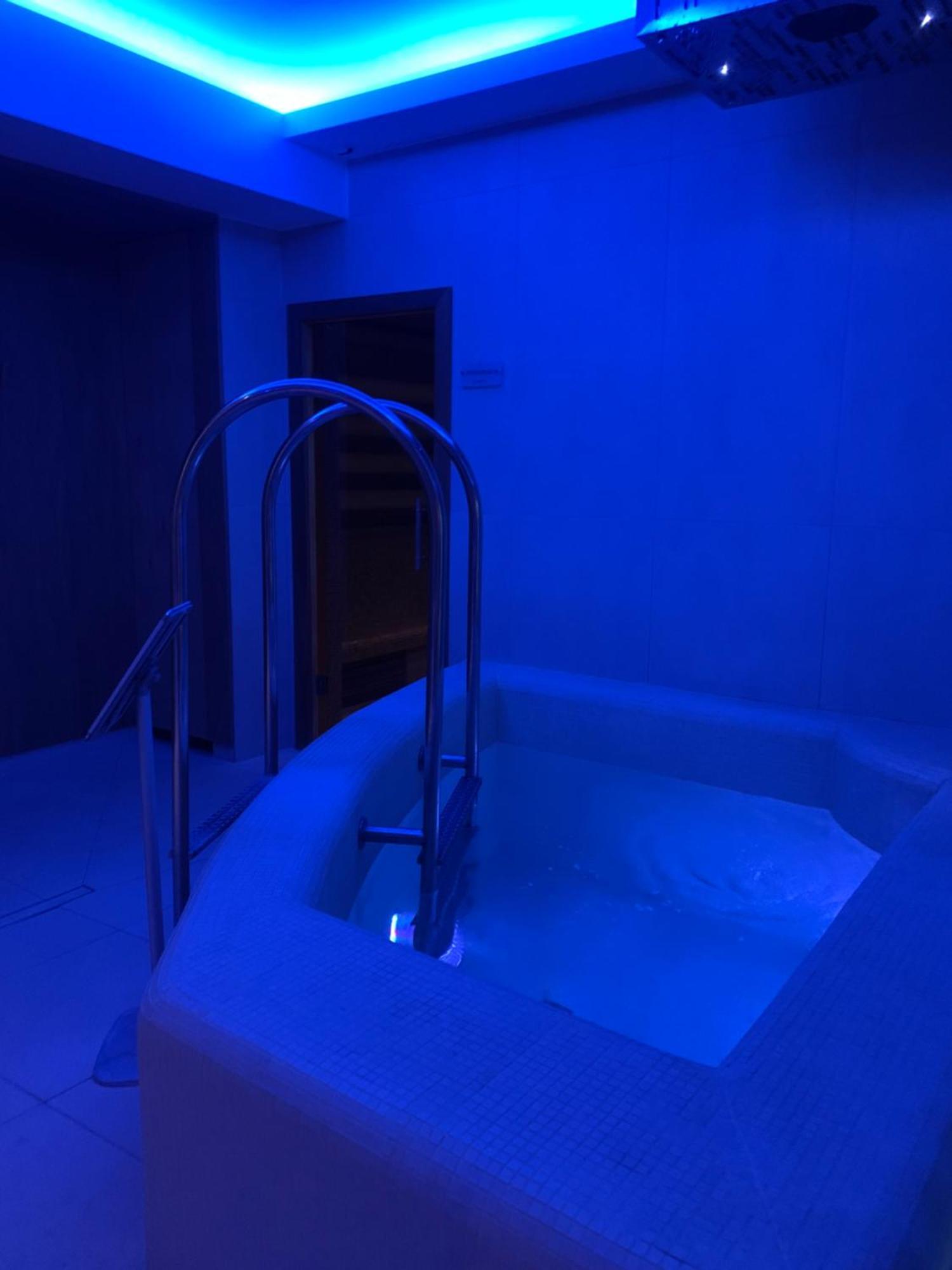 Spa Residence Carbona Heviz Apartments Kakadu 203 B מראה חיצוני תמונה